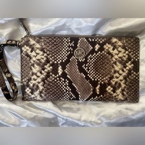 Michael Kors wristlet